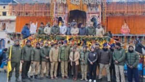 बदरीनाथ धाम के कपाट शीतकाल के लिए बंद, बदरीविशाल की जयकारों की गूंज