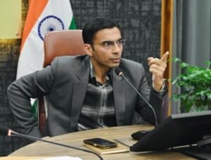 देहरादून में नशे के खिलाफ आर-पार की लड़ाई, डीएम सविन बंसल का सख्त रुख, शिक्षण संस्थानों पर आपराधिक कार्रवाई का फरमान!