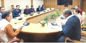 आर्थिक रूप से सक्षम हों पैक्स समितियां – डॉ. धन सिंह रावत