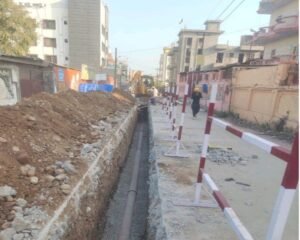 हरिद्वार शहर को साफ स्वच्छ रखने, गंगा एवं पर्यावरण संरक्षण के लिए किया जा रहा है सीवरेज लाइन बिछाने का कार्य