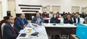 सर्वाइकल कैंसर की रोकथाम के लिए व्यापक स्तर पर जागरूकता अभियान चलाया जाए-  जिलाधिकारी मयूर दीक्षित*