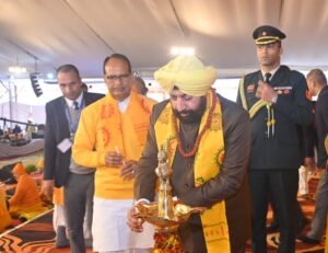 हरिद्वार में शांतिकुंज द्वारा आयोजित अखंड ज्योति शताब्दी समारोह के समापन