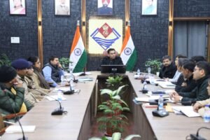 वनाग्नि रोकथाम को लेकर जिला प्रशासन अलर्ट, डीएम सविन बंसल की अध्यक्षता में हुई समीक्षा बैठक