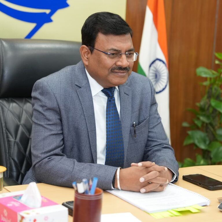 पलायन रोकथाम व सीमांत क्षेत्रों में रोजगार योजनाओं को तेज़ी से लागू करने के निर्देश