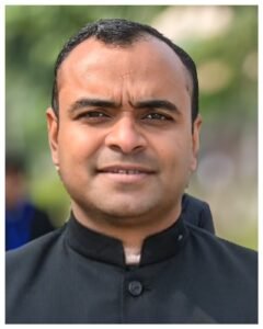 सरकारी संपत्ति को विरुपित करने वालो पर जिलाधिकारी हुए शक्त