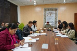 पंचायत भूमि के कब्ज़ों को चिह्नित कर तुरंत हटायें: सतपाल महाराज