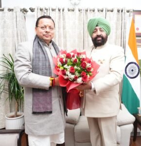 मुख्यमंत्री धामी ने राज्यपाल, लेफ्टिनेंट जनरल गुरमीत सिंह को उनके जन्मदिन की बधाई दीं