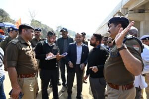 शारदीय कांवड़ यात्रा को सुव्यवस्थित एवं सफलतापूर्वक संपन्न कराने के लिए जिलाधिकारी एवं वरिष्ठ पुलिस अधीक्षक ने व्यवस्थाओं का जायजा लिया