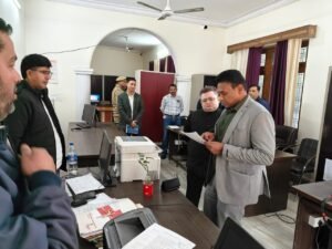 आवास सचिव डॉ. आर. राजेश कुमार ने किया नगर एवं ग्राम नियोजन विभाग का औचक निरीक्षण, बायोमेट्रिक उपस्थिति एवं अनुशासन पर सख्ती