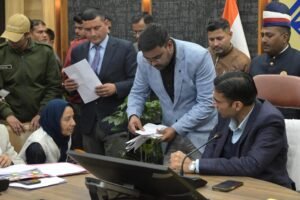 जिला प्रशासन का जनता दर्शनः न्याय से लेकर एक्शन तक