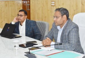 औली विंटर कार्निवाल और राष्ट्रीय स्कीइंग चैम्पियनशिप के आयोजन को लेकर आयोजित हुई बैठक