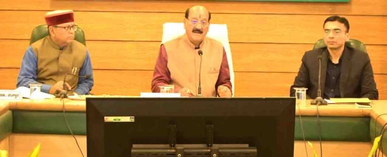 रोड़ कटिंग शर्तों-मानकों के उल्लंघन पर विधिक एक्शन तय; मा0 प्रभारी मंत्री ने समीक्षा बैठक में दिए निर्देश