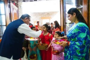 मुख्यमंत्री ने मुख्यमंत्री आवास में मनाया लोकपर्व फूलदेई