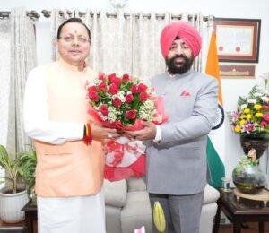 मुख्यमंत्री धामी ने की राज्यपाल से शिष्टाचार भेंट