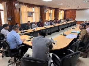 वनाग्नि रोकथाम को लेकर प्रशासन सतर्क, जिलाधिकारी विशाल मिश्रा ने की महत्वपूर्ण बैठक