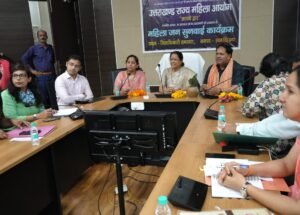 ‘महिला आयोग आपके द्वार’ अभियान के तहत  जनसुनवाई में अध्यक्ष कुसुम कण्डवाल ने सुनीं 13 शिकायतें