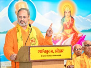 उपासना परमात्मा से जुडऩे की विधि है : डॉ चिन्मय पण्ड्या