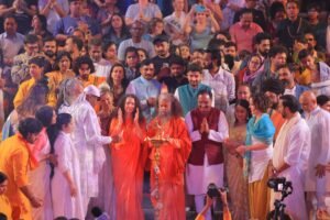 अन्तर्राष्ट्रीय योग महोत्सव 2026 का दीप प्रज्वलित कर विधिवत उद्घाटन