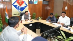 मुख्य सचिव ने यातायात संतुलन को लेकर देहरादून मोबिलिटी प्लान की बैठक ली