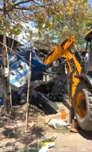  जिलाधिकारी के निर्देशन में अवैध अतिक्रमण के खिलाफ निरंतर कार्यवाही जारी