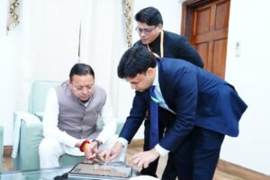 मुख्यमंत्री पुष्कर सिंह धामी ने की जनगणना 2027 के लिए स्व-गणना