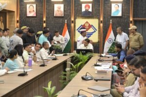 जिलाधिकारी की अध्यक्षता में जनता दरबार का आयोजन कर किया गया जनसमस्याओं का निस्तारण