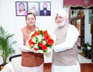 मुख्यमंत्री धामी से गुरुद्वारा श्री हेमकुंट साहिब प्रबंधन ट्रस्ट के अध्यक्ष नरेंद्र जीत सिंह बिंद्रा ने की भेंट