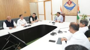 मुख्य सचिव की अध्यक्षता में सचिव समिति की बैठक आयोजित