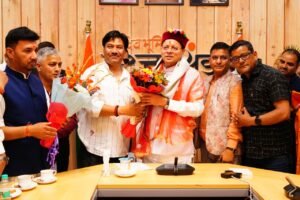 चारधाम में यात्रियों की संख्या सीमित न करने के राज्य सरकार के निर्णय का स्वागत