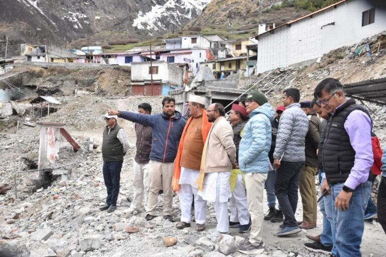चारधाम यात्रा की तैयारियों पर मा. प्रभारी मंत्री ने यात्रा मार्ग का लिया जायजा,मार्ग सुधारीकरण कार्यों में तेजी के निर्देश