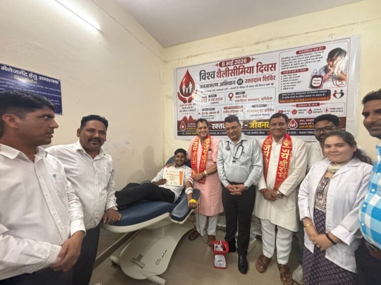 पूर्व कैबिनेट मंत्री डॉ. प्रेमचंद अग्रवाल ने रिबन काटकर किया स्वैच्छिक रक्तदान शिविर शुभारंभ
