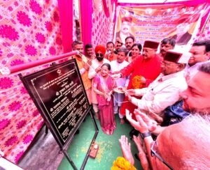 महाराज ने 383.56 लाख की लागत के चन्दरनगर नाले के भूमिगत कार्य का किया लोकार्पण