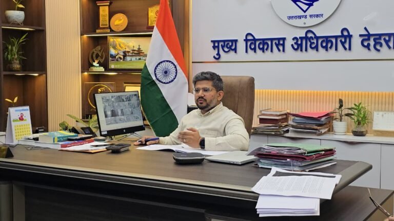 मतदाता सूची विशेष गहन पुनरीक्षण मैपिंग कार्य में प्राप्त दावे-आपत्तियों का समयबद्ध करें निस्तारणः सीडीओ
