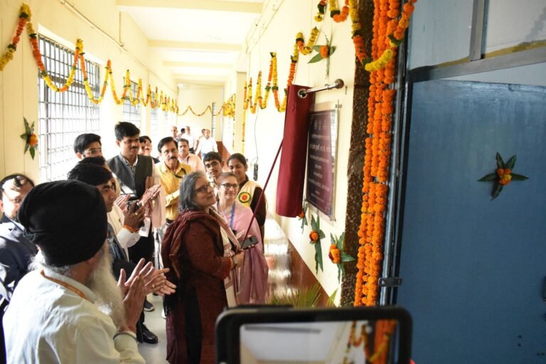 ‘विकसित भारत 2047’ में कौशल विकास के माध्यम से युवाओं को सशक्त बनाने हेतु ‘क्राफ्ट इंस्ट्रक्टर ट्रेनिंग स्कीम’ (CITS) इलेक्ट्रीशियन वर्कशॉप का उद्घाटन