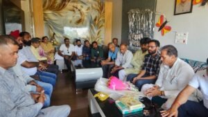 विकास कार्यों हेतु 31 लाख रुपये की घोषणा पर श्यामपुर मंडल अध्यक्ष के नेतृत्व में पदाधिकारियों एवं कार्यकर्ताओं ने डॉ. अग्रवाल का आभार जताया