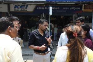 कार्यों की धीमी प्रगति पर जिलाधिकारी सख्त, अधीक्षण अभियंता यूपीसील का रोका वेतन