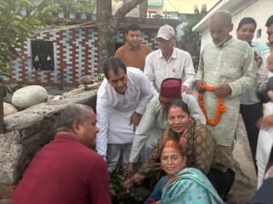 खदरी ग्रामसभा में वृक्षारोपण कार्यक्रम आयोजित