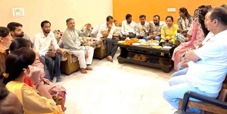  विधायक डॉ. प्रेमचंद ने “12 साल सेवा, सुशासन एवं गरीब कल्याण के” अंतर्गत कार्यक्रम में किया प्रतिभाग