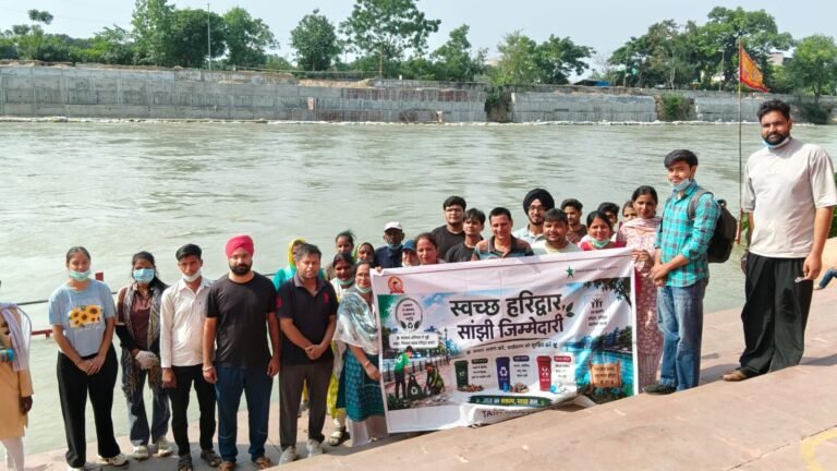राम घाट एवं कश्यप घाट पर चलाया विशेष स्वच्छता अभियान