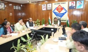 मुख्य सचिव ने विद्यार्थियों की ट्रैकिंग एवं मैपिंग आदि के सम्बन्ध में सम्बन्धित विभागों के साथ बैठक की 