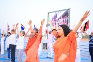 परमार्थ निकेतन ऋषिकेश में 12वें अंतर्राष्ट्रीय योग दिवस का भव्य आयोजन
