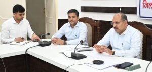ठोस अपशिष्ट प्रबंधन के नियमों का कड़ाई से सभी अधिकारी अनुपालन सुनाश्चित करे : मुख्य विकास अधिकारी