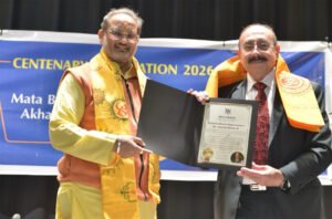 ओंटारियो प्रांतीय संसद ने डॉ पण्ड्या को किया विशेष सम्मान से सम्मानित