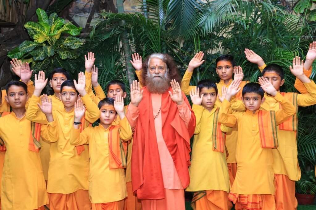 प्रकृति बचेगी, तभी मानवता बचेगी: स्वामी चिदानन्द सरस्वती