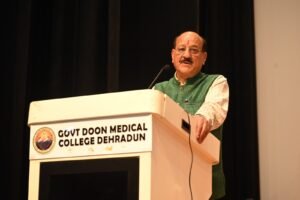 डॉक्टर्स डे के अवसर पर प्रदेश के 37 प्रतिष्ठित डॉक्टरों को किया गया सम्मानित