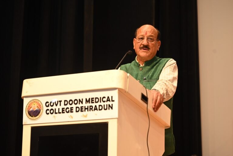 डॉक्टर्स डे के अवसर पर प्रदेश के 37 प्रतिष्ठित डॉक्टरों को किया गया सम्मानित