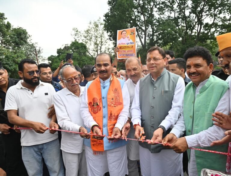 कुमाऊँ और गढ़वाल के लिए ऐतिहासिक उपलब्धि : मुख्यमंत्री पुष्कर सिंह धामी ने 29.65 करोड़ रुपये की लागत से निर्मित धनगढ़ी सेतु का किया लोकार्पण