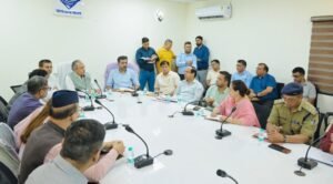 मानसून  के दौरान सभी विभाग 24×7 अलर्ट मोड पर रहेंः विनय रुहेला