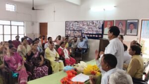 विधायक डॉ. प्रेमचंद ने कार्य योजना बैठक में बूथ अध्यक्षों एवं शक्ति केंद्र संयोजकों के साथ संगठनात्मक विषयों पर चर्चा की
