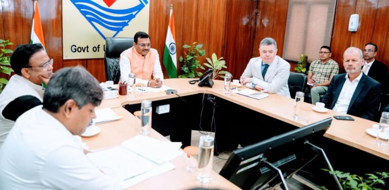 मुख्य सचिव से विश्व बैंक के एमडी एवं प्रतिनिधिमंडल की शिष्टाचार भेंट